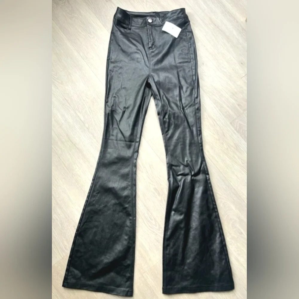 Windsor Sleek Business High-Rise Faux Leather Flare Pants Size S NWT - Picture 3 of 6